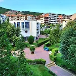 Marina - Vega Village شقة