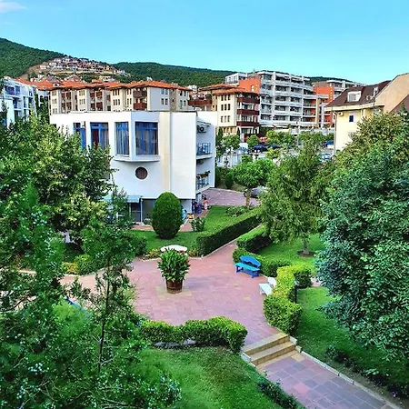 Marina - Vega Village Apartment