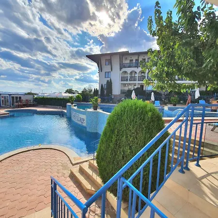 Marina - Vega Village Apartment