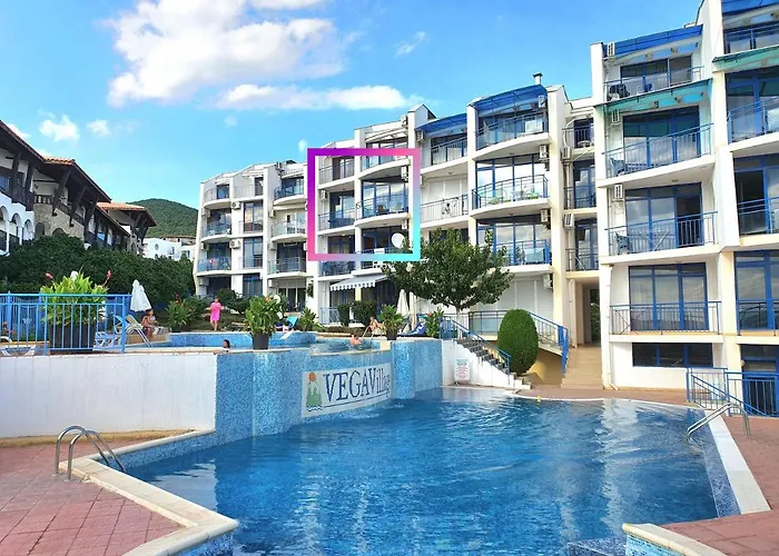 Апартаменти Marina - Vega Village *